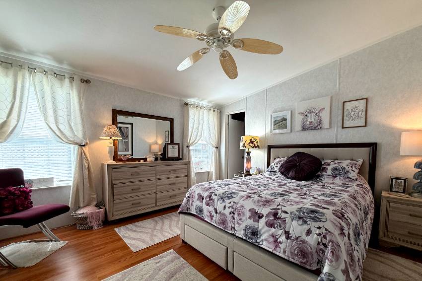 17 West Road a Palmetto, FL Mobile or Manufactured Home for Sale